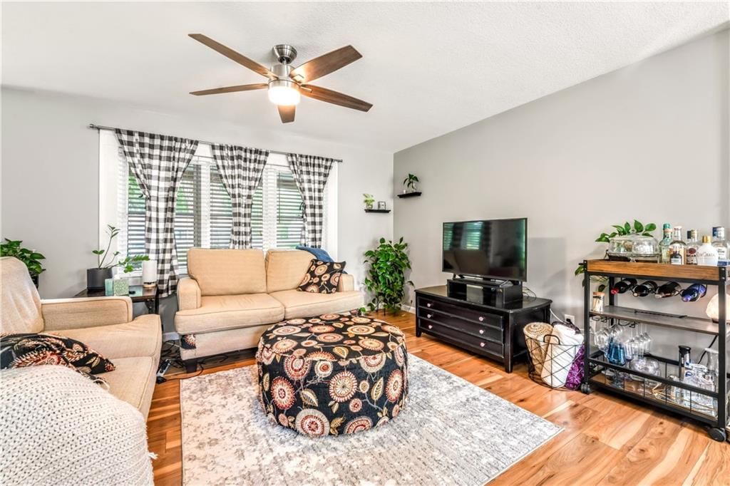7041 Garnett Street — photo 18