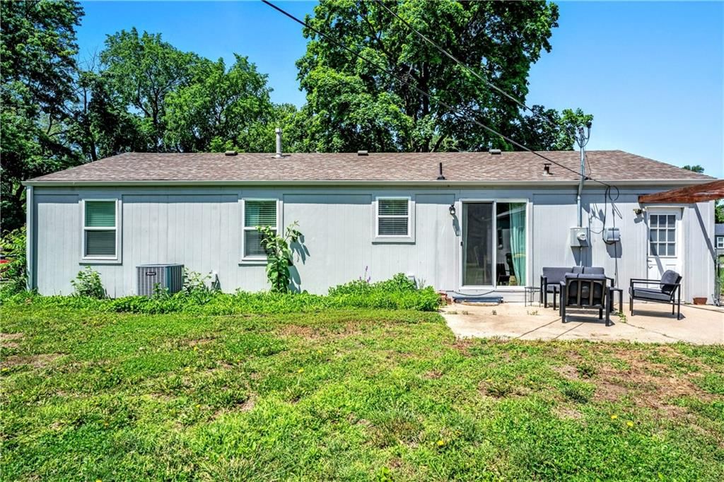 7041 Garnett Street — photo 22