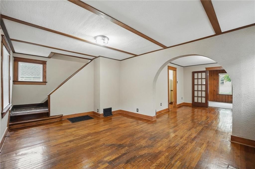 409 N Elmwood Avenue — photo 6