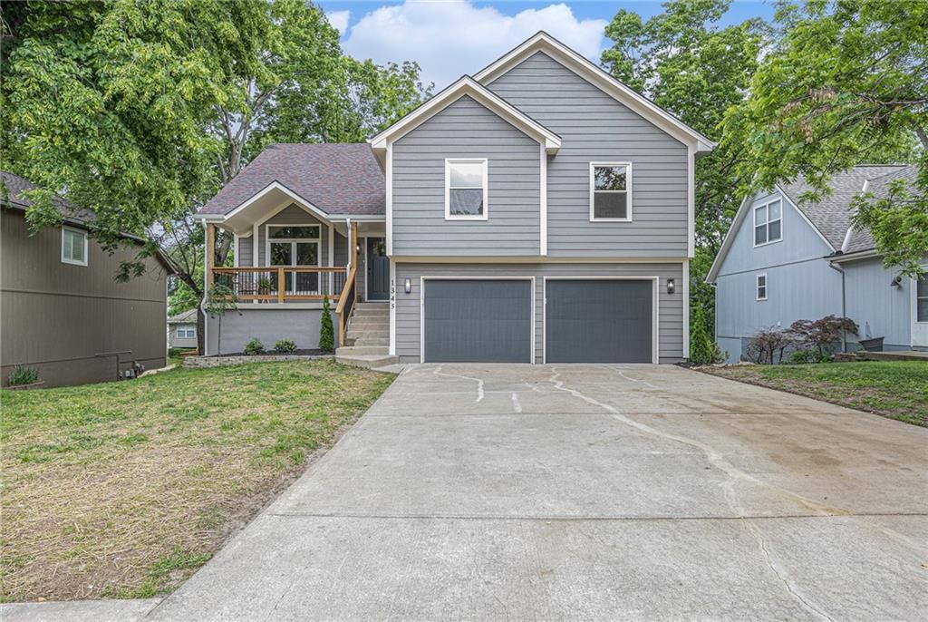 1345 NE Foxwood Drive — photo 5