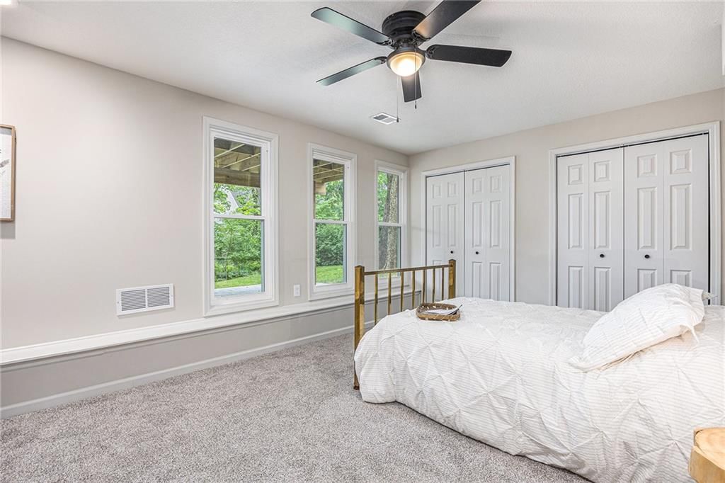 1345 NE Foxwood Drive — photo 10
