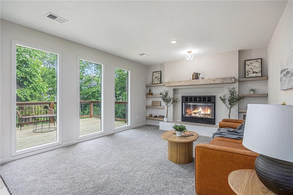 1345 NE Foxwood Drive — photo 11