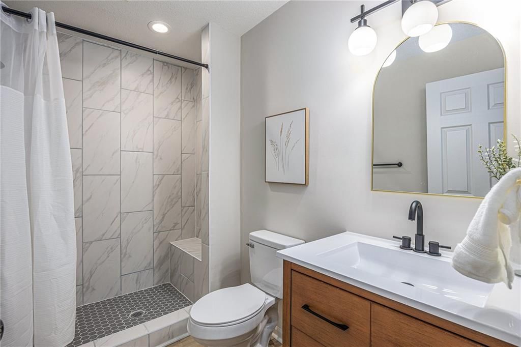 1345 NE Foxwood Drive — photo 29