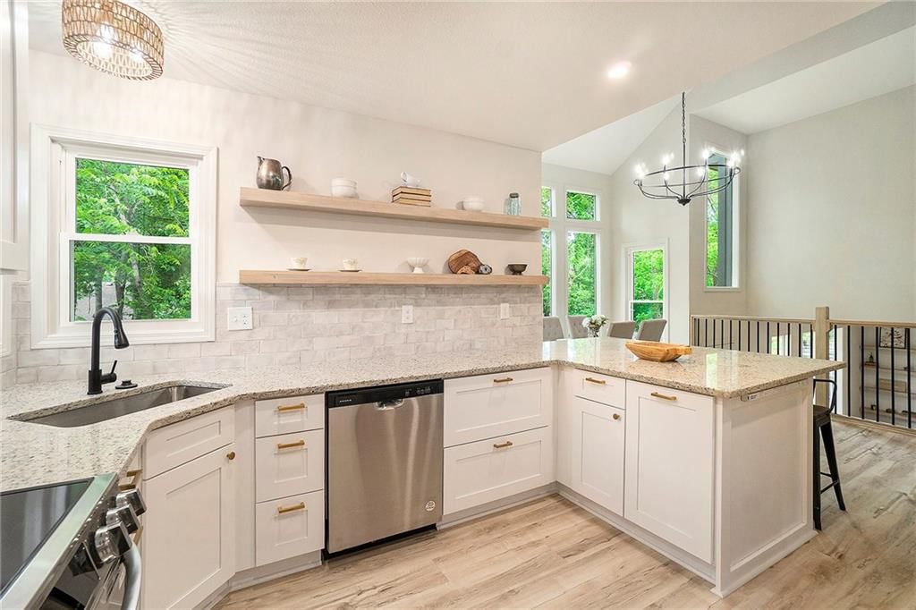 1345 NE Foxwood Drive — photo 37