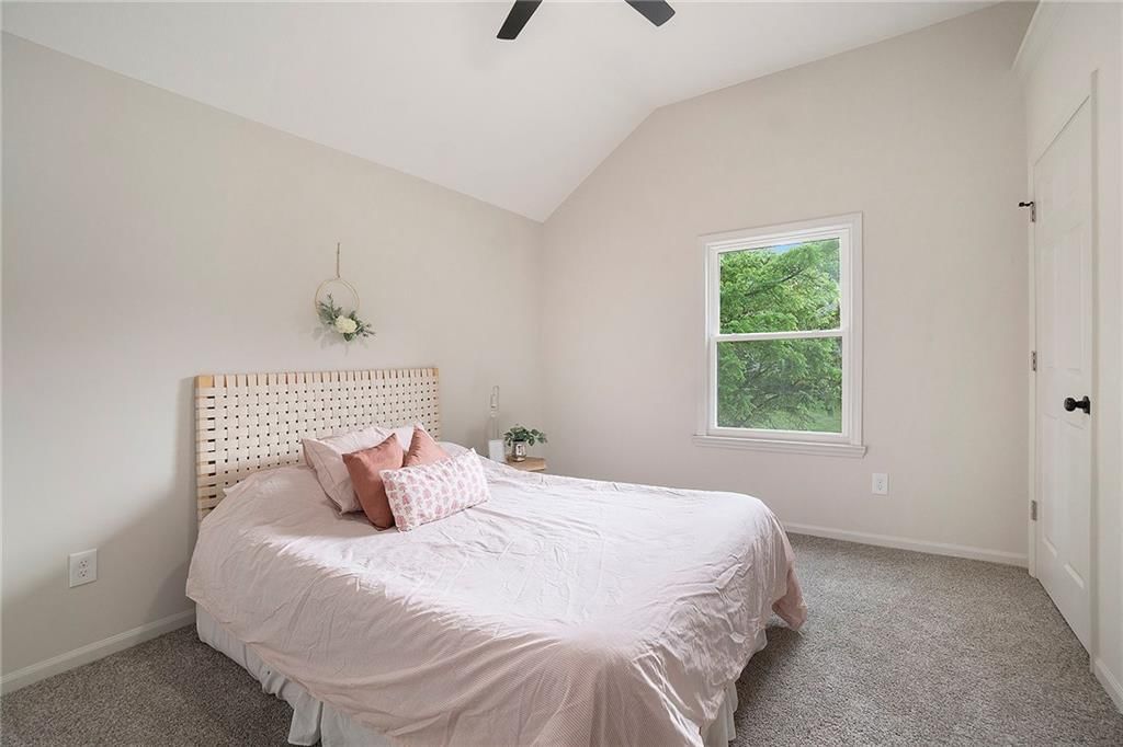 1345 NE Foxwood Drive — photo 40