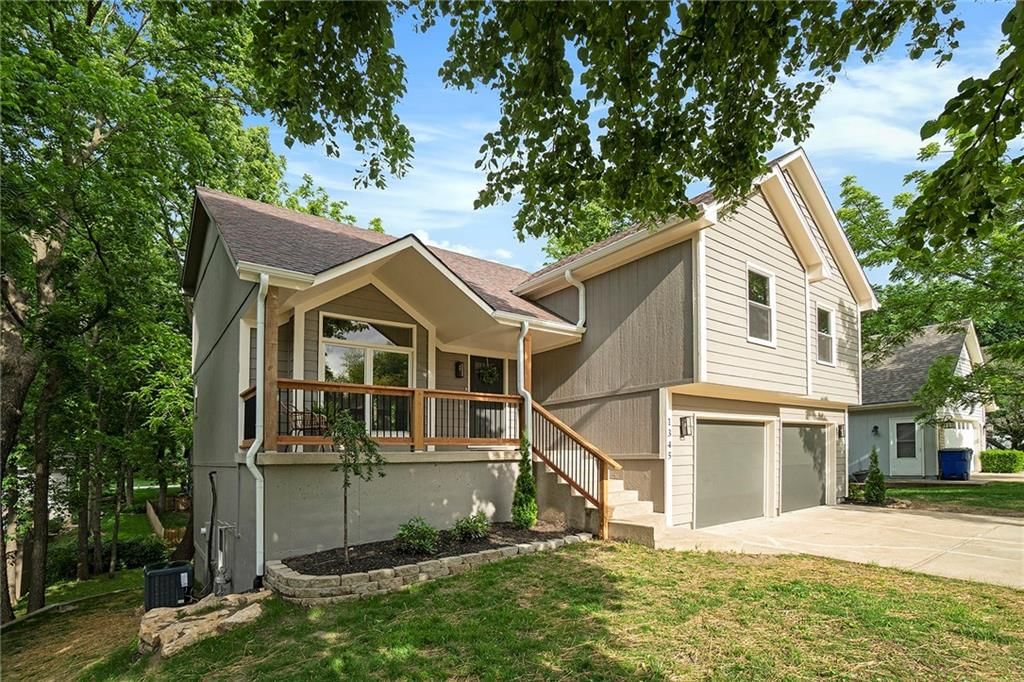 1345 NE Foxwood Drive — photo 45