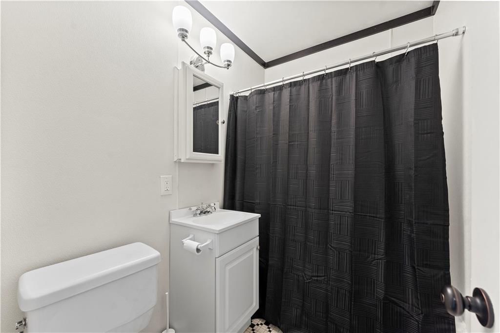 5318 N Indiana Avenue — photo 13