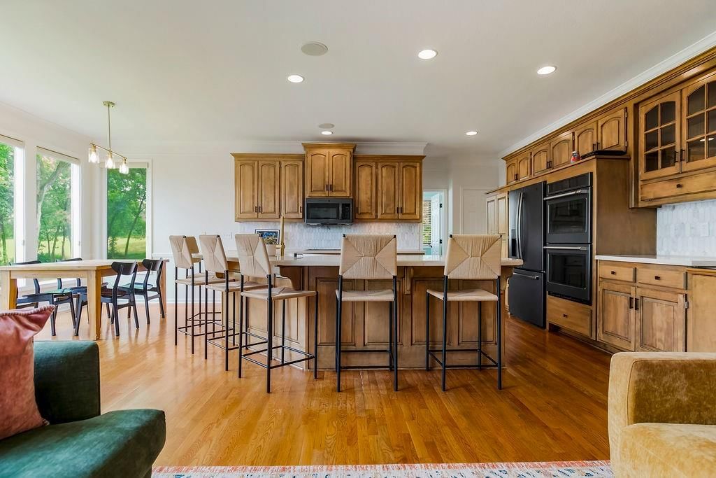 9233 Redbud Lane — photo 15