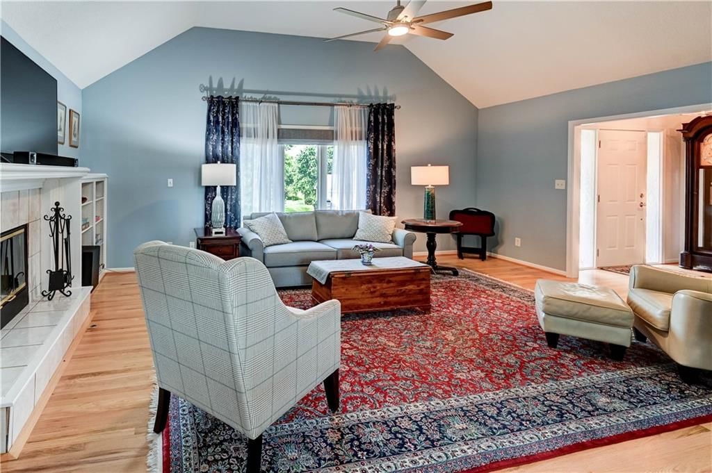 Photo 5 of 35 - 17700 157th Street