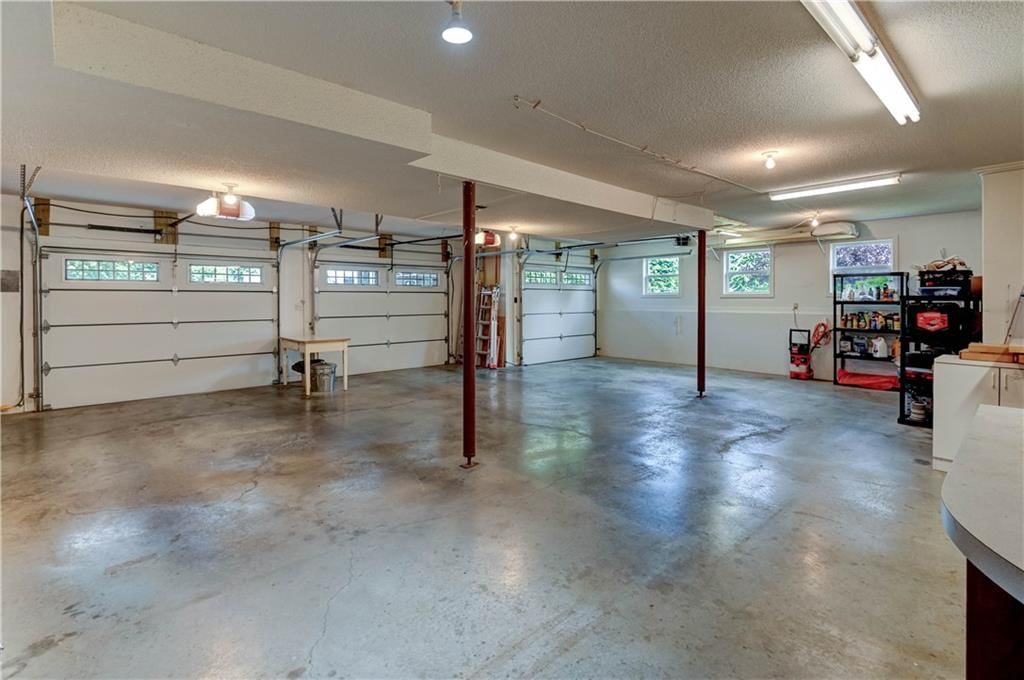 Photo 34 of 35 - 17700 157th Street
