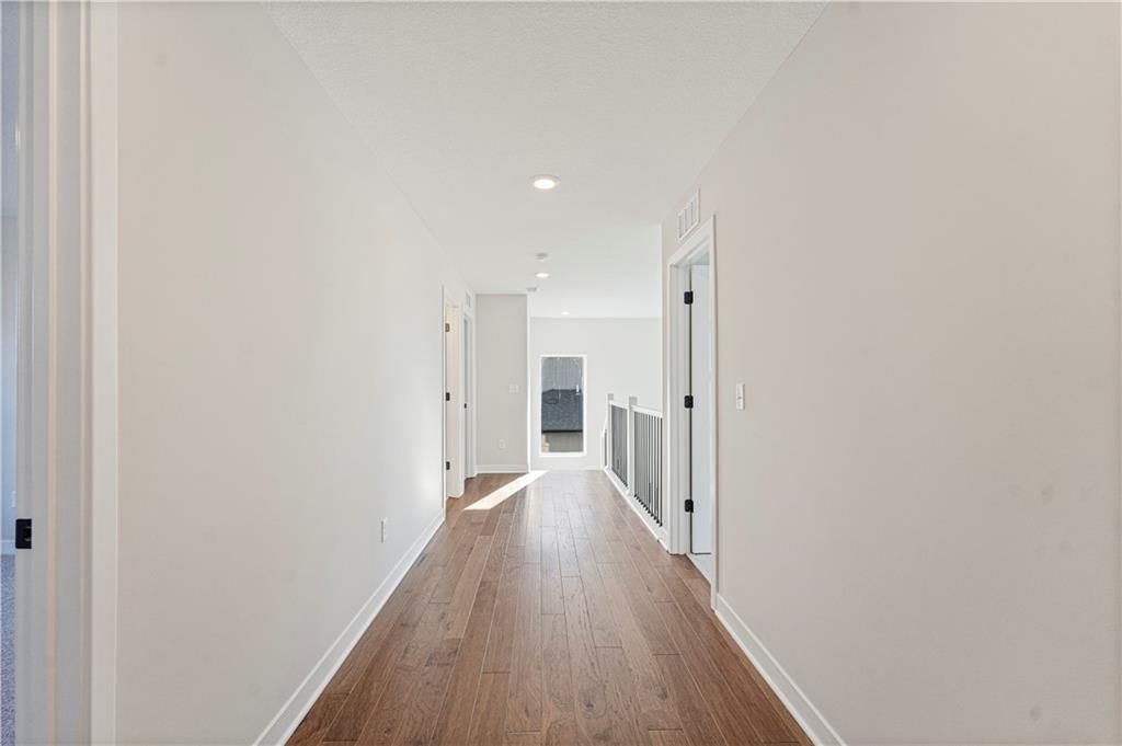 Photo 14 of 39 - 17123 W 197th Street