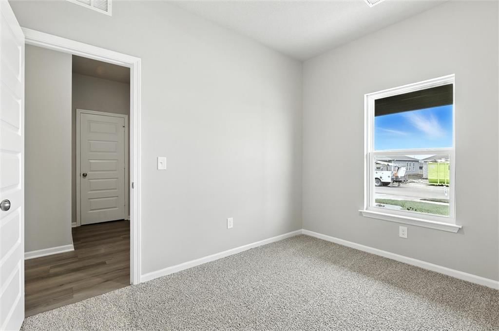 597 W Fountain Street — photo 6