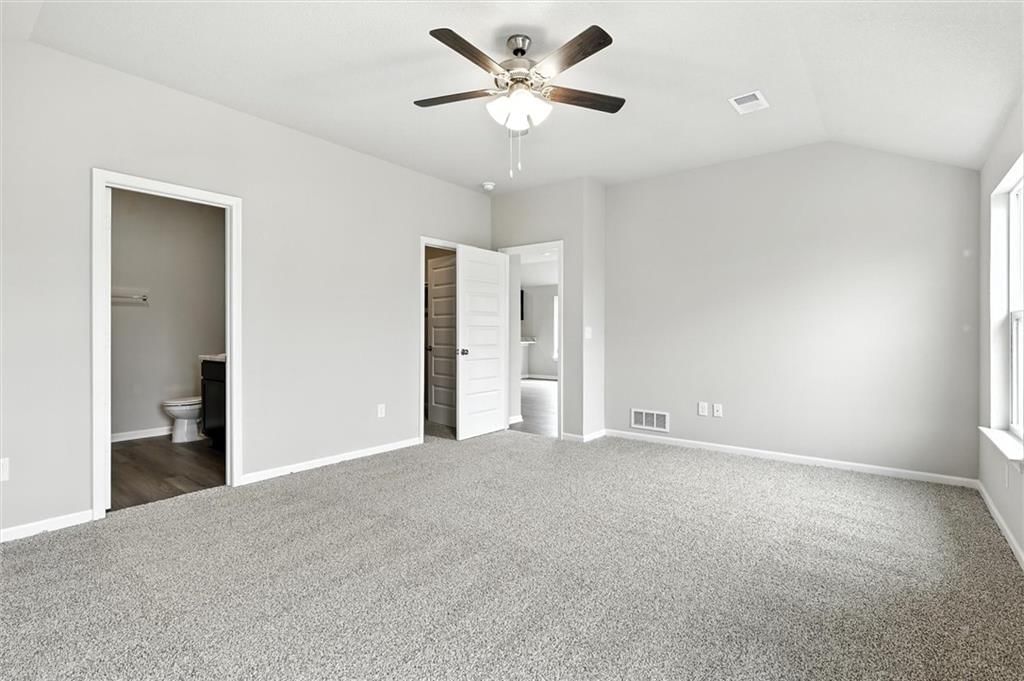 597 W Fountain Street — photo 17