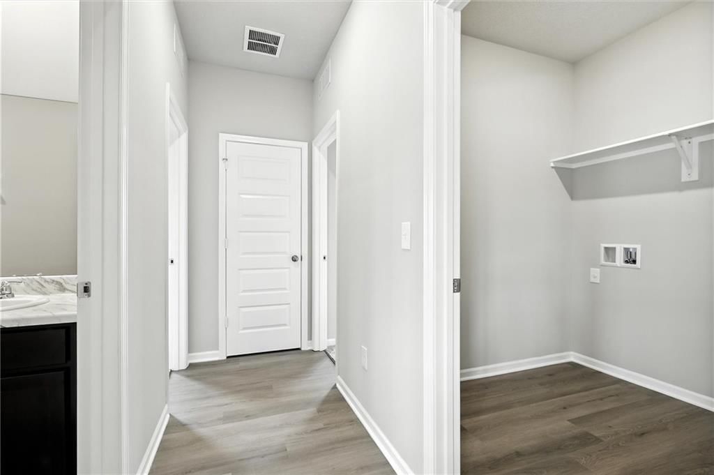 597 W Fountain Street — photo 22