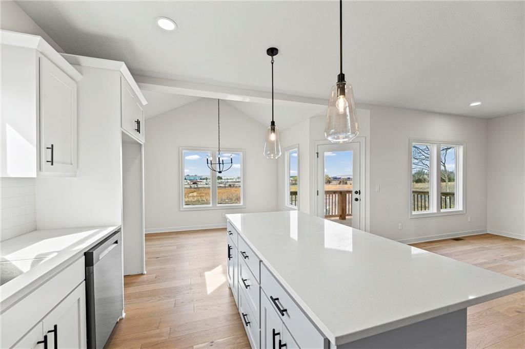 20786 Emerald Street — photo 11