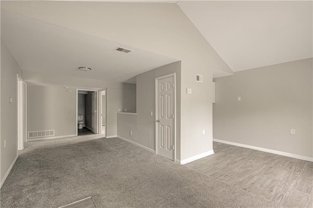 5926 Agnes Avenue — photo 5