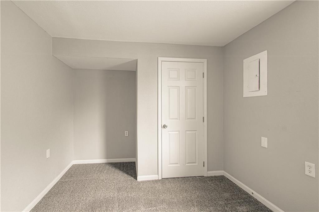 5926 Agnes Avenue — photo 11