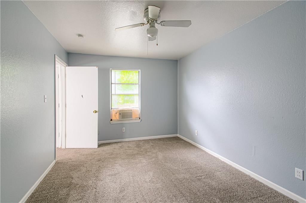5926 Agnes Avenue — photo 20