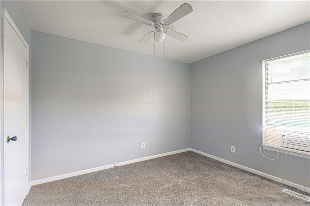 5926 Agnes Avenue — photo 24