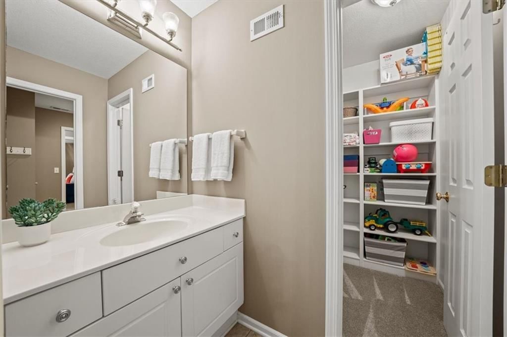 7007 Bell Road — photo 34