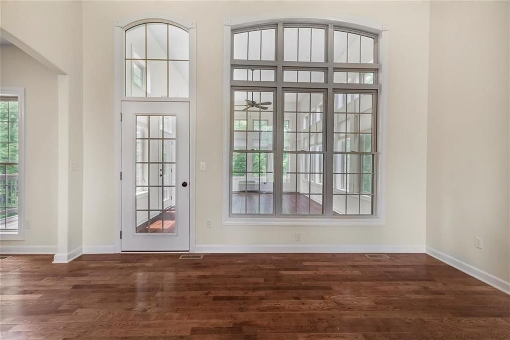 906 Cheatham Court — photo 21