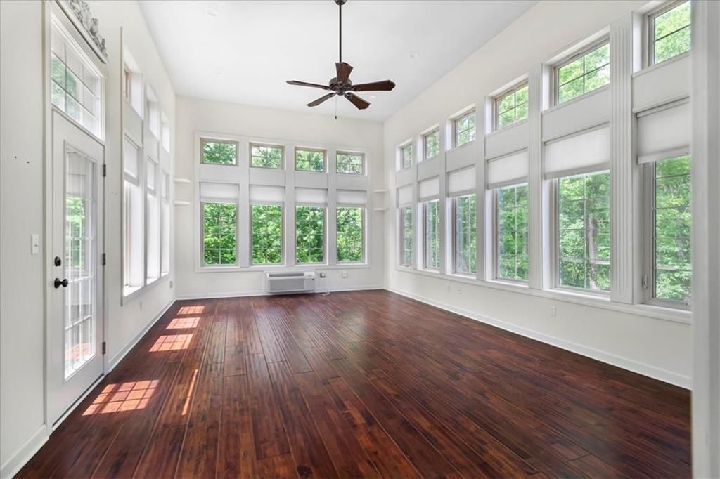 906 Cheatham Court — photo 22