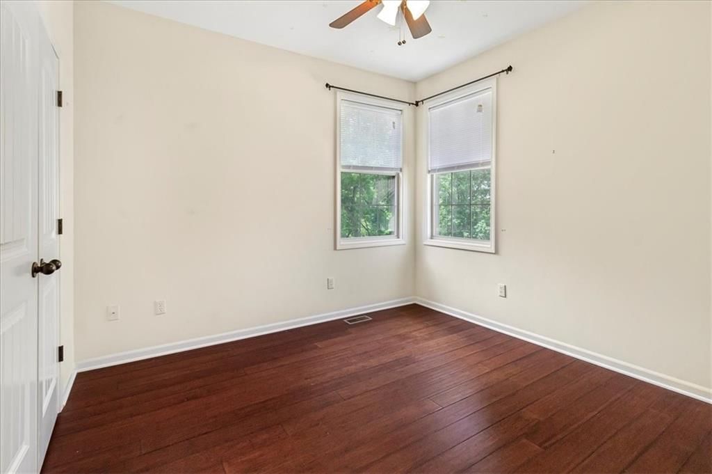 906 Cheatham Court — photo 29