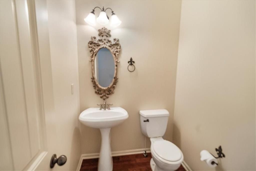 906 Cheatham Court — photo 33