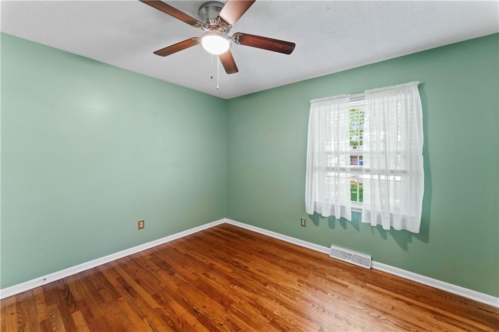 5421 Queal Drive — photo 25