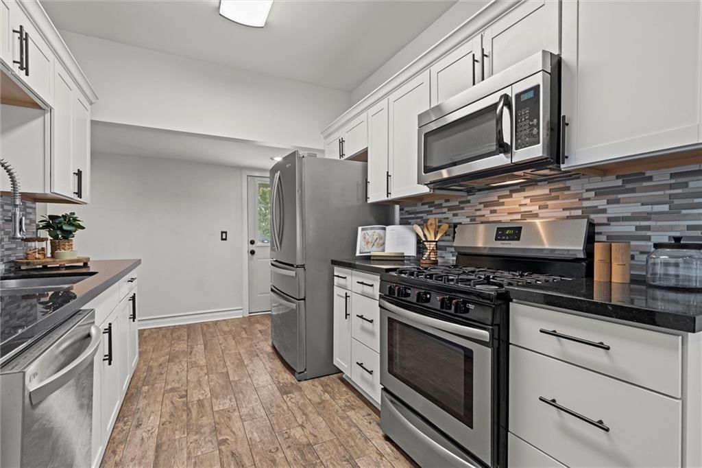 4421 Tracy Avenue — photo 8