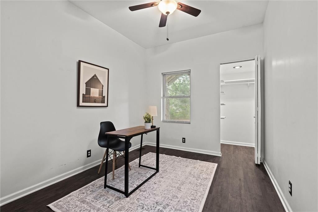 4421 Tracy Avenue — photo 13