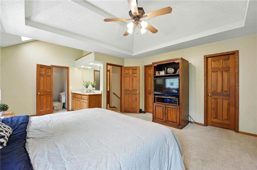 8025 Woodstone Street — photo 20