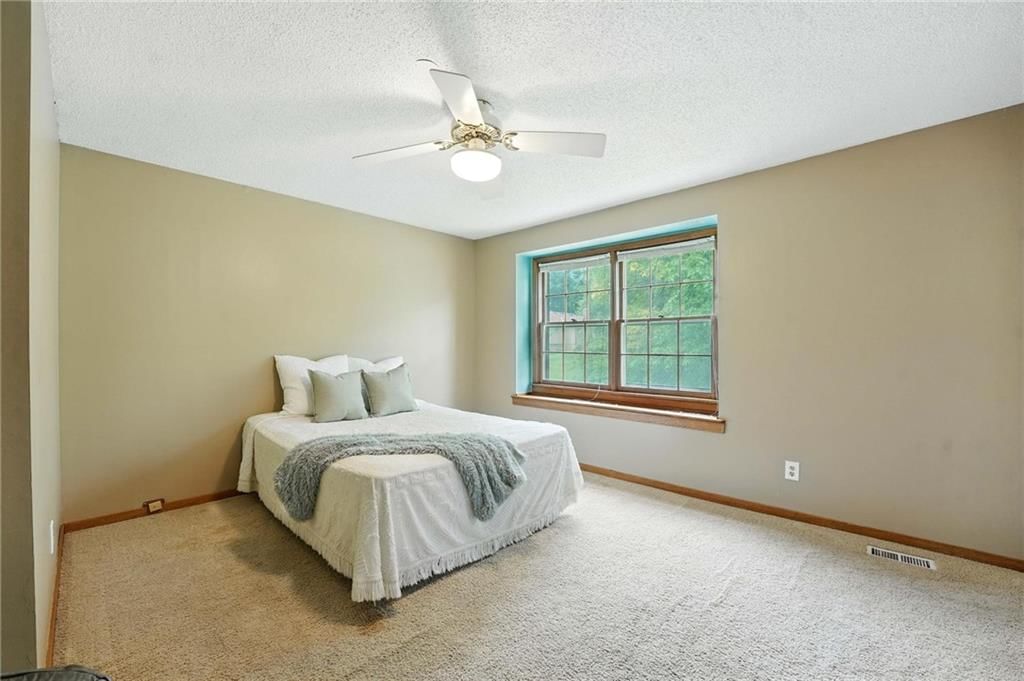 8025 Woodstone Street — photo 24