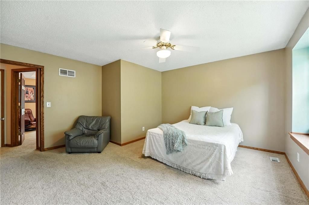 8025 Woodstone Street — photo 26