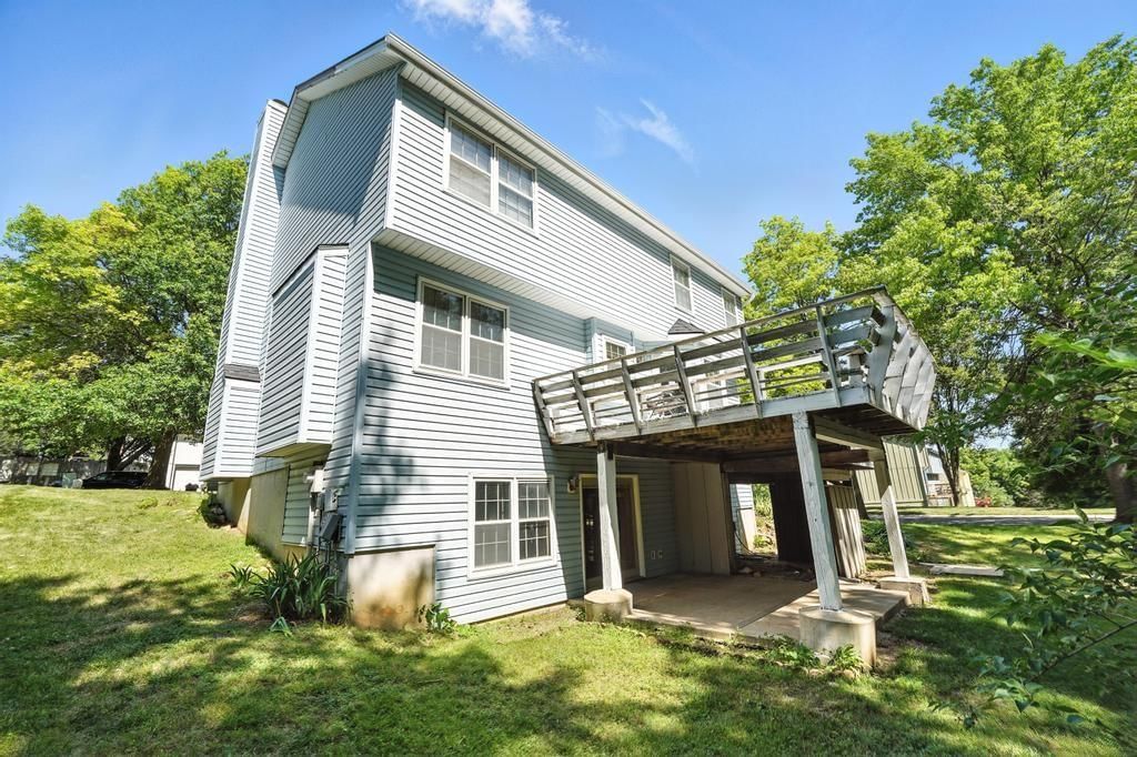 8025 Woodstone Street — photo 36