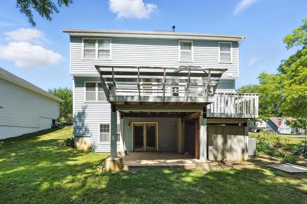 8025 Woodstone Street — photo 37