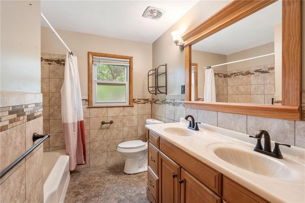 205 NW 54th Terrace — photo 13