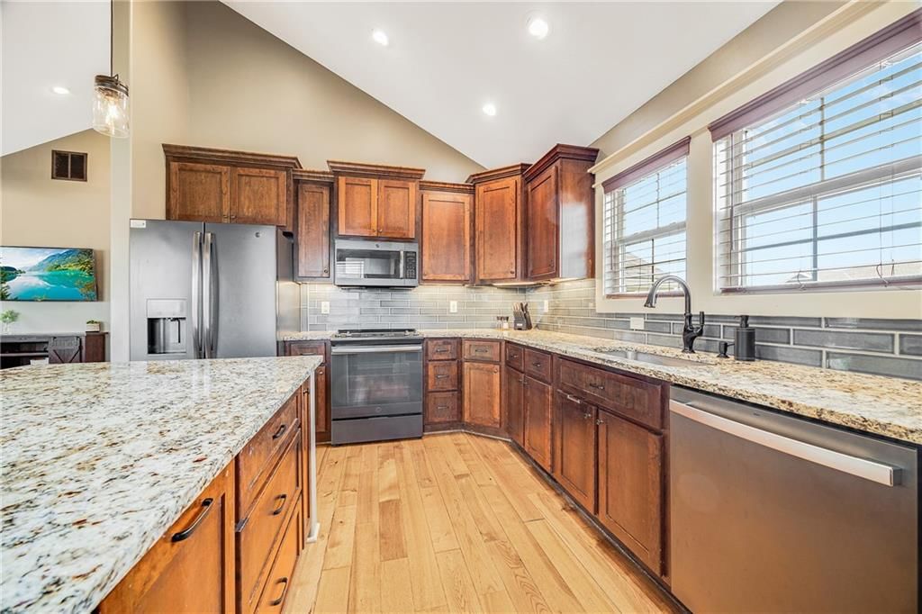 12301 White Oak Street — photo 12