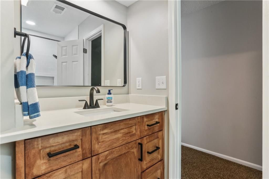 4732 Roundtree Court — photo 24