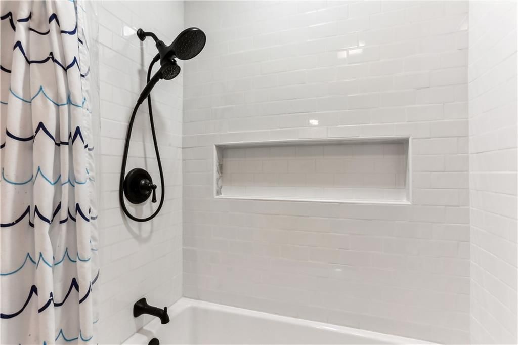 4732 Roundtree Court — photo 25