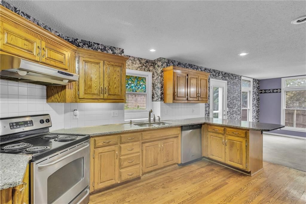 11524 Flint Street — photo 14