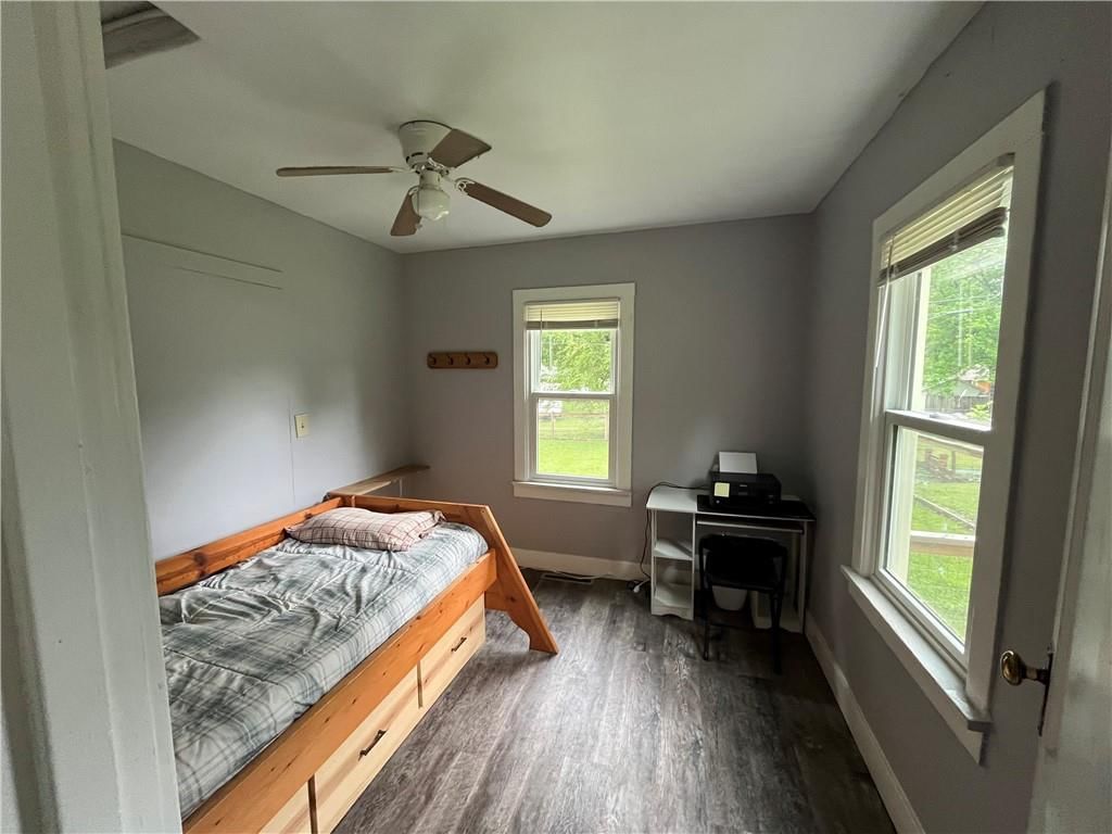 Photo 22 of 30 - 411 S Cottonwood Street