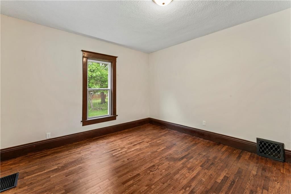 107 Poplar Street — photo 12