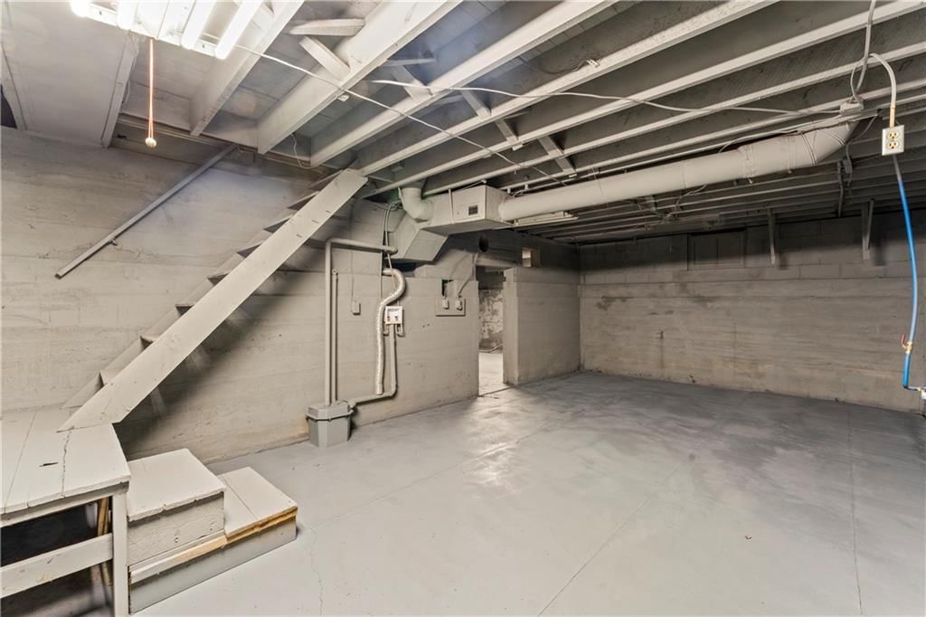107 Poplar Street — photo 36
