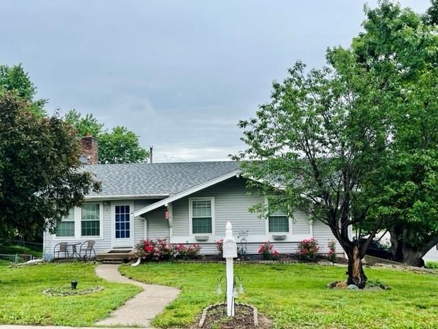 Photo 1 of 22 - 1 N Vine View Street