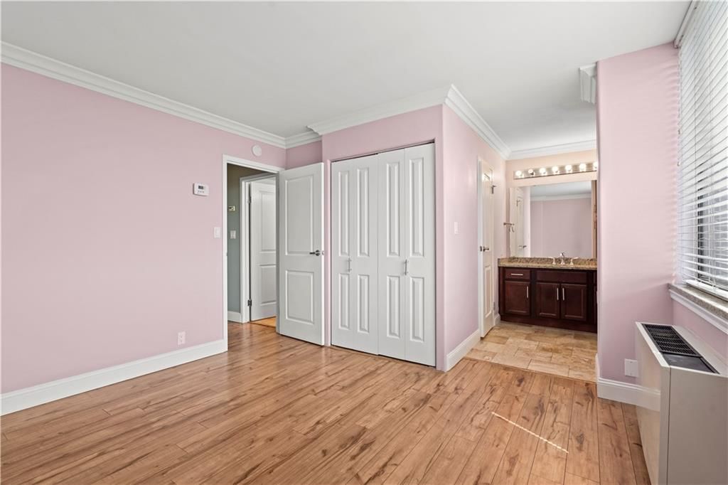 700 E 8th Street — photo 14