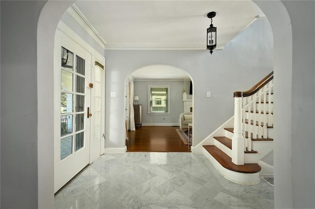 Photo 5 of 34 - 35 W 70th Street