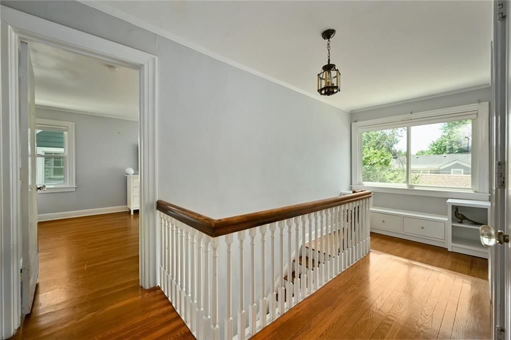 Photo 19 of 34 - 35 W 70th Street