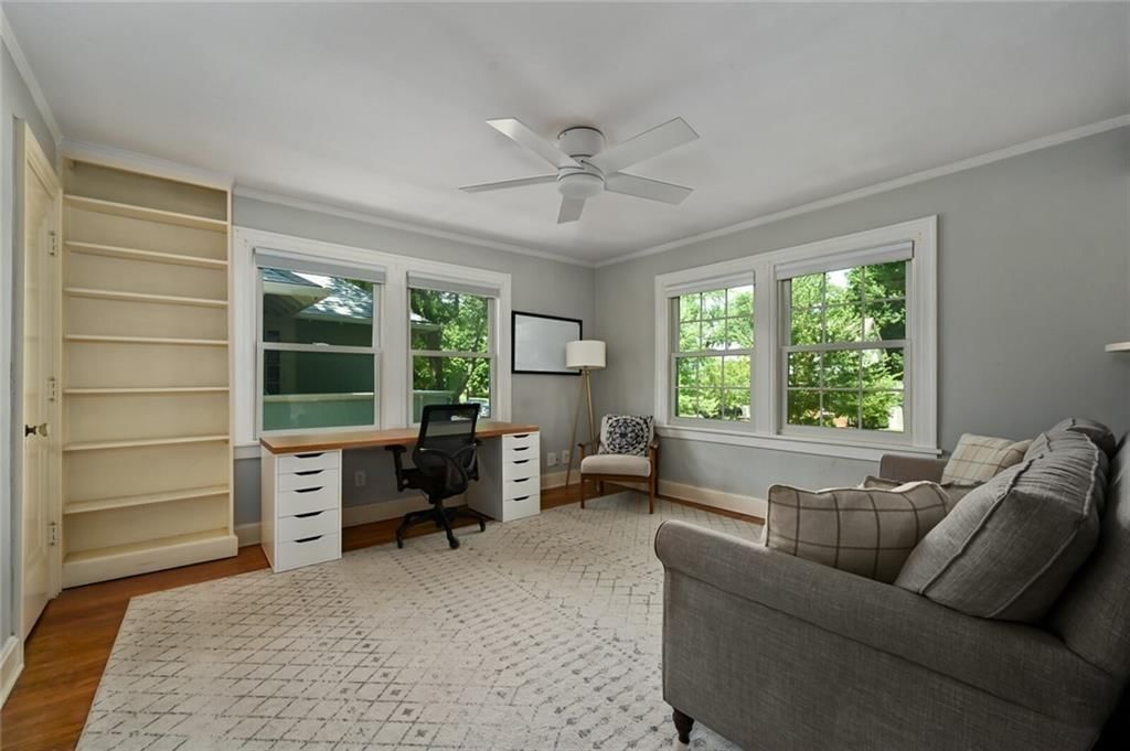 Photo 25 of 34 - 35 W 70th Street