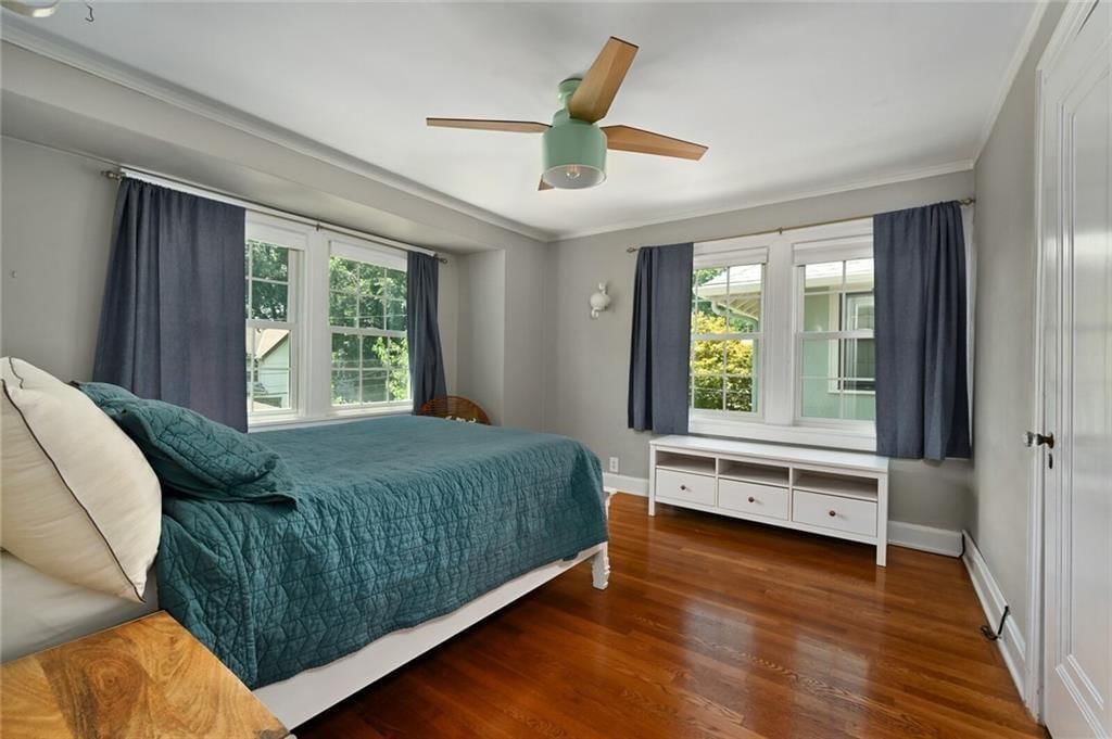 Photo 26 of 34 - 35 W 70th Street